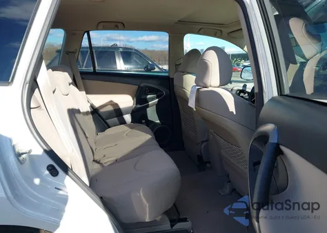 2006 Toyota Rav4 Limited V6 from USA, damaged, VIN JTMBK31V765000068